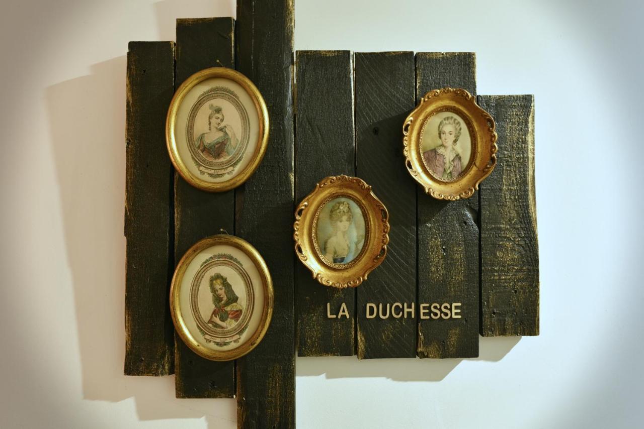 La Duchesse - Loveroom Moonlove Place Stanislas Nancy Exterior photo