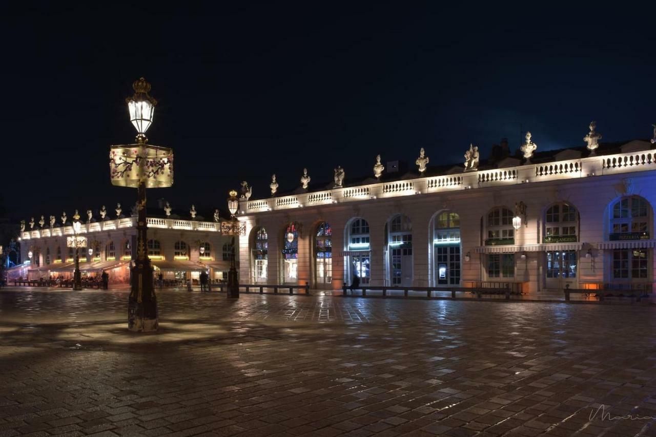 La Duchesse - Loveroom Moonlove Place Stanislas Nancy Exterior photo